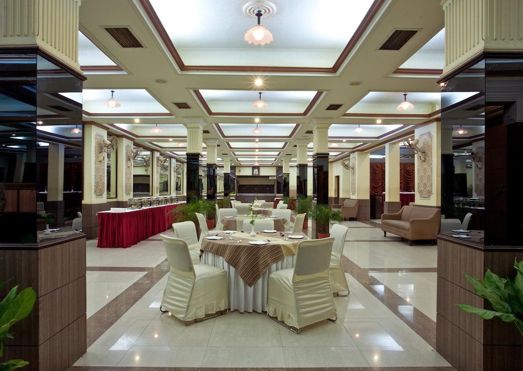 Surya Royal Hotel Kota  Eksteriør bilde