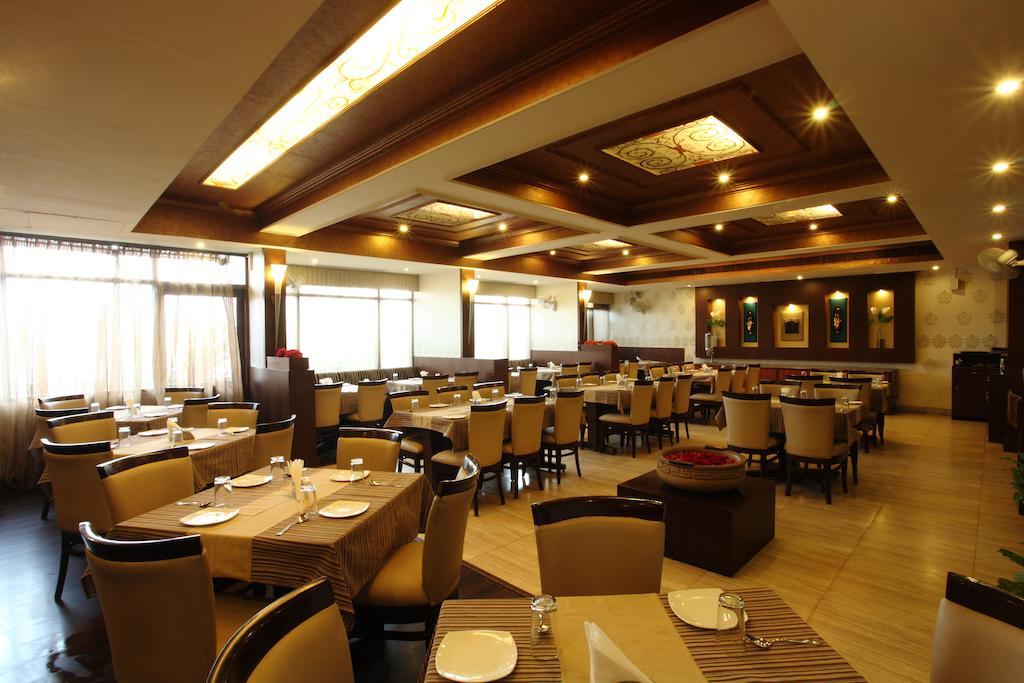 Surya Royal Hotel Kota  Eksteriør bilde