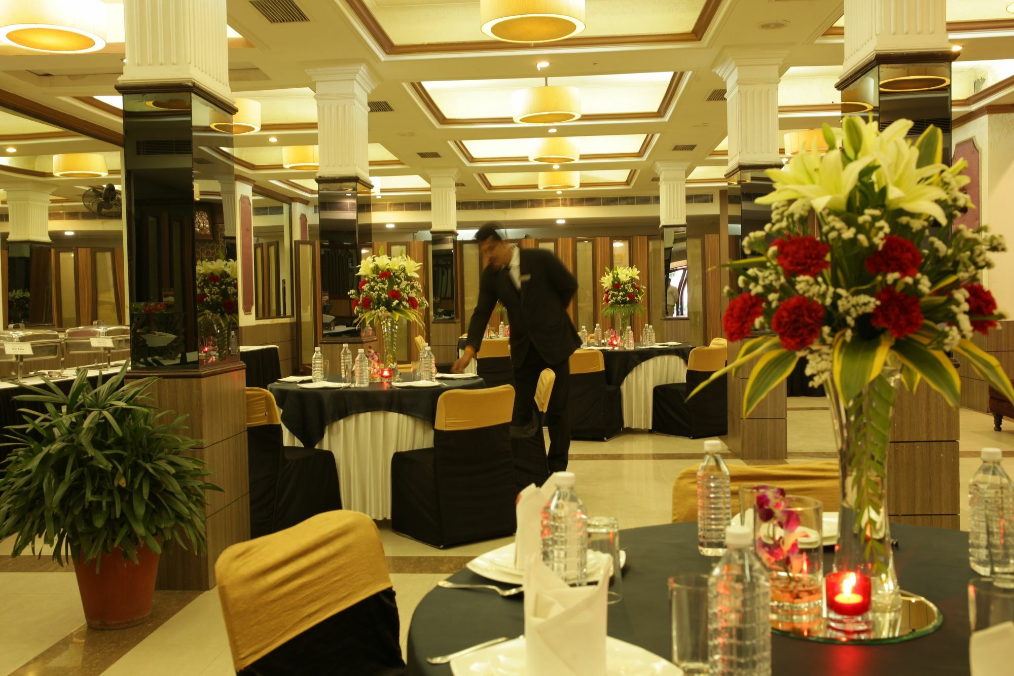 Surya Royal Hotel Kota  Eksteriør bilde